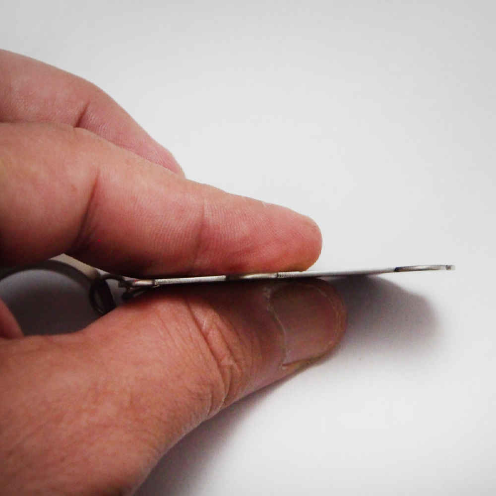 Porte-clés islamique en acier – Calligraphie Hasbi Allah