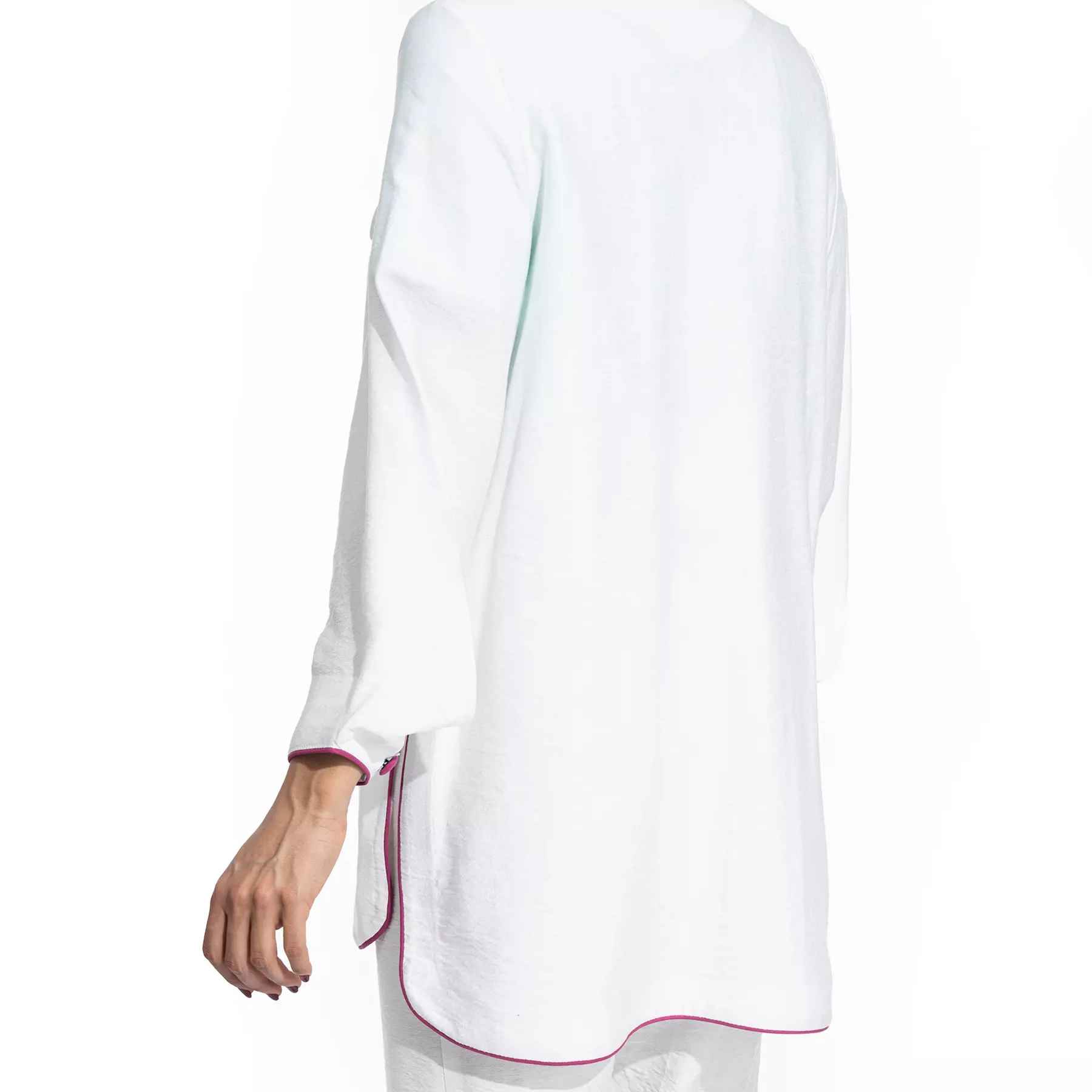 Manteau persan blanc pour femme avec broderie florale