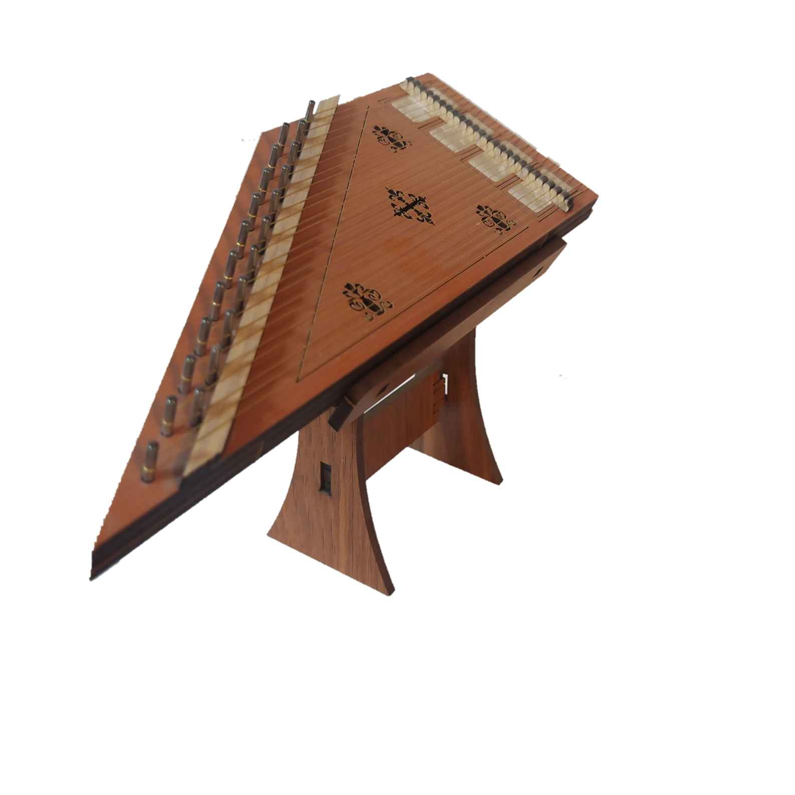 Maquette à monter : Réplique en bois de l’instrument Qanun persan