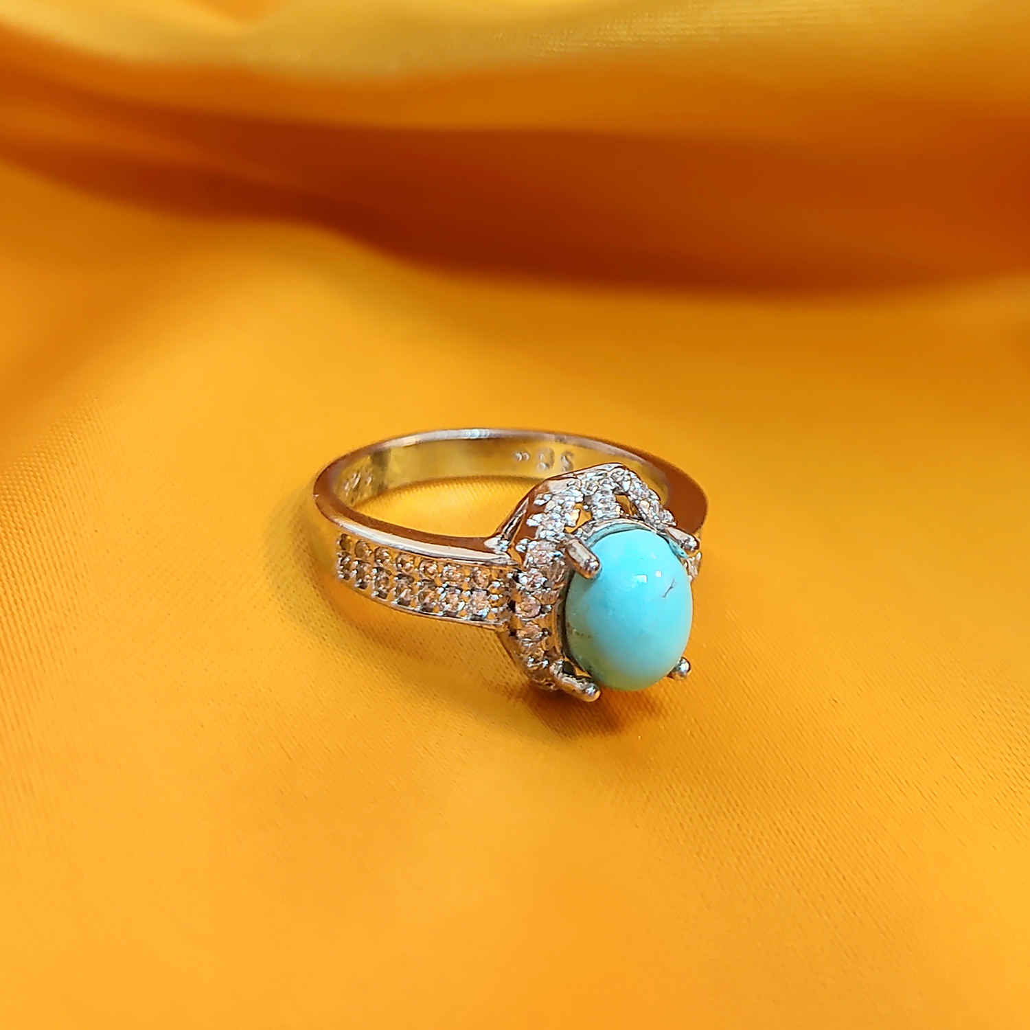 Bague en Argent Persan Faite Main avec Turquoise de Neyshabur