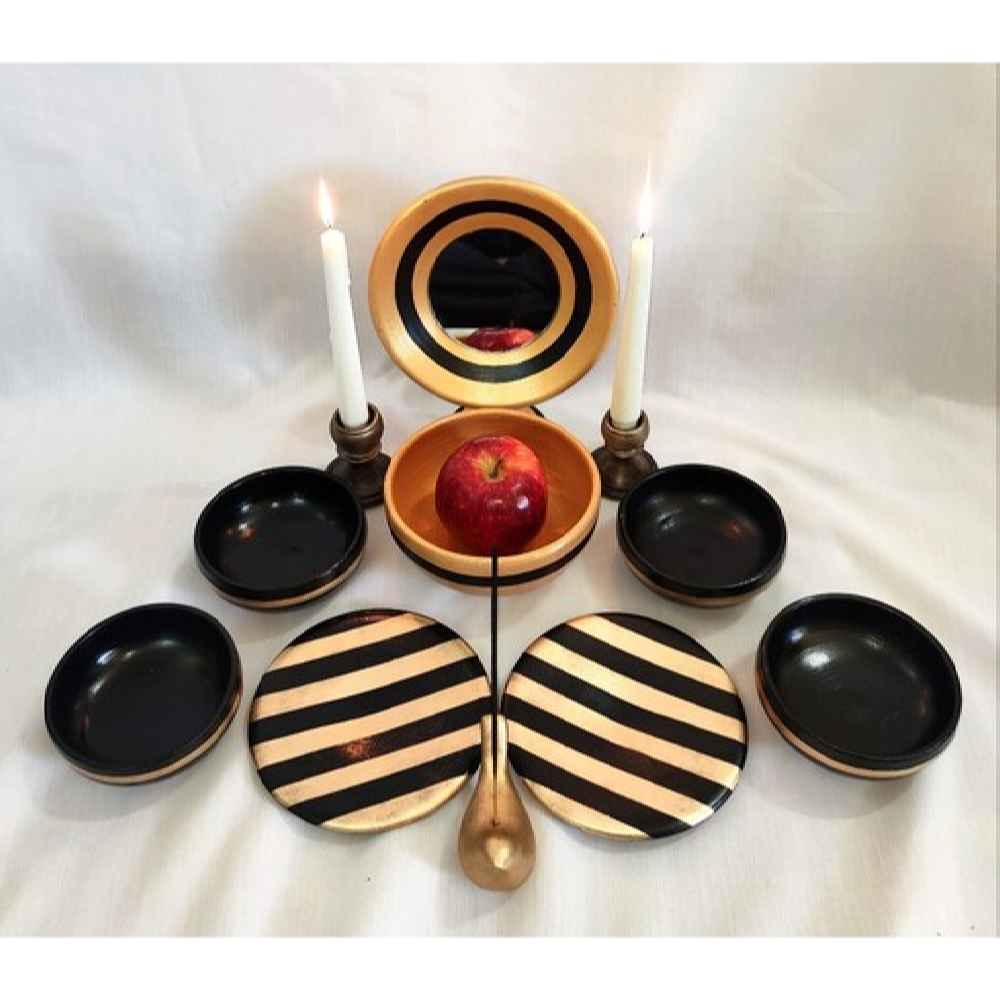 Ensemble de plats Haft-Seen en céramique avec miroir et porte-bougie – Pour Norouz