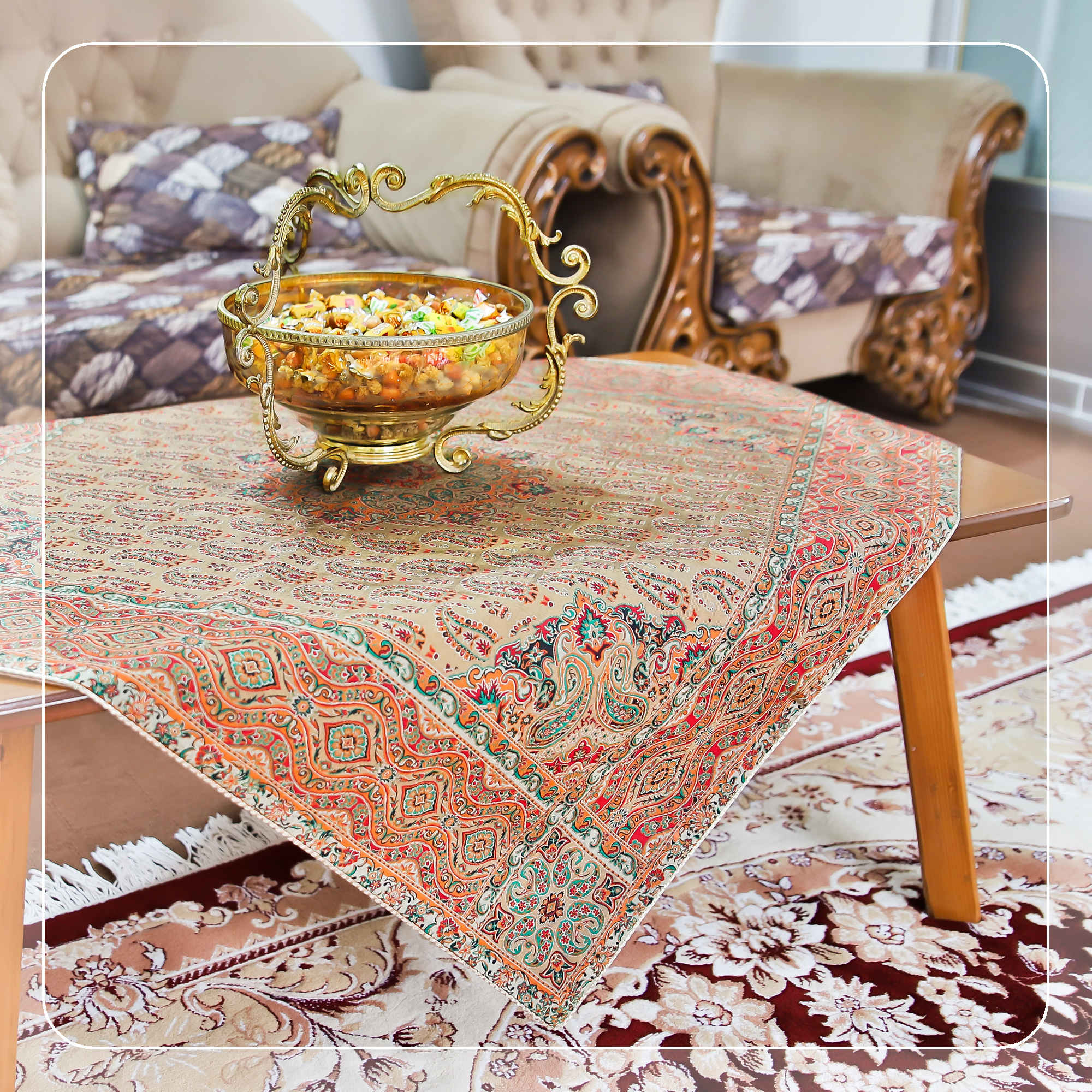 Ensemble de 5 Nappes Termeh Yazd Luxueuses avec Motif Floral