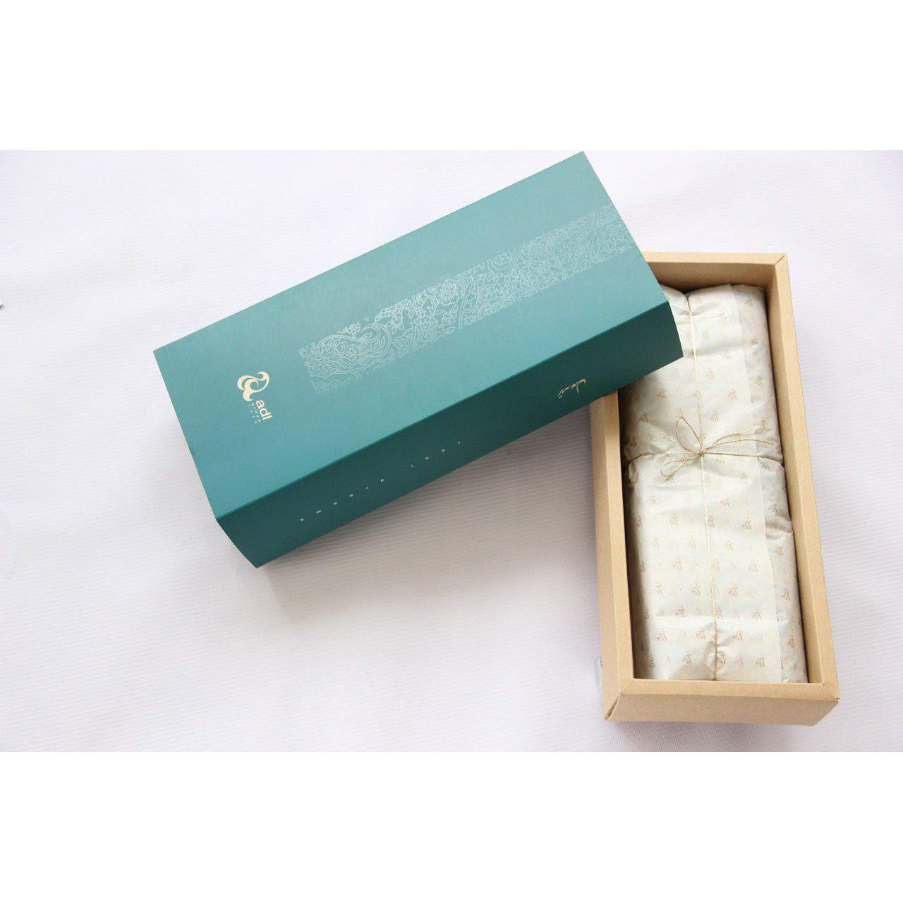 Ensemble de 5 Nappes Termeh Yazd Luxueuses avec Motif Floral Keshmir