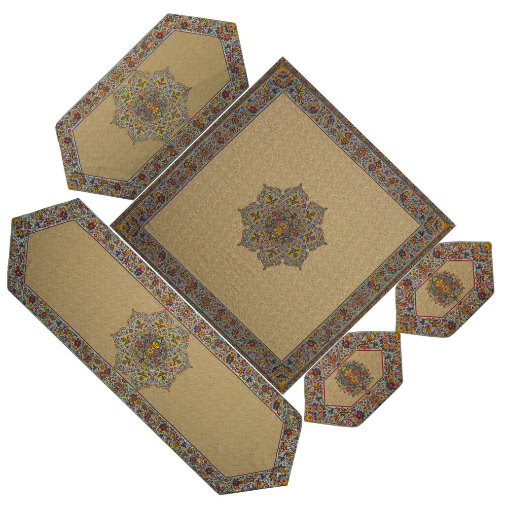 Ensemble de 5 Nappes Termeh Yazd Luxueuses avec Motif Floral Keshmir