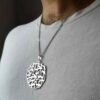 Collier islamique avec médaillon motif Bismillah pour hommes en acier