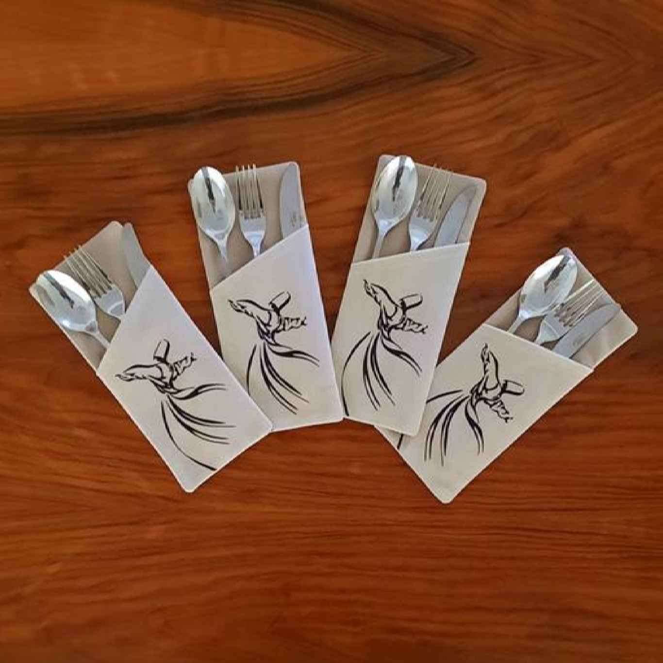 Pochette à couverts en velours – Parfait pour la décoration de table