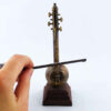 Maquette à monter : Ensemble en bois de répliques de Santoor et Kamancheh persans