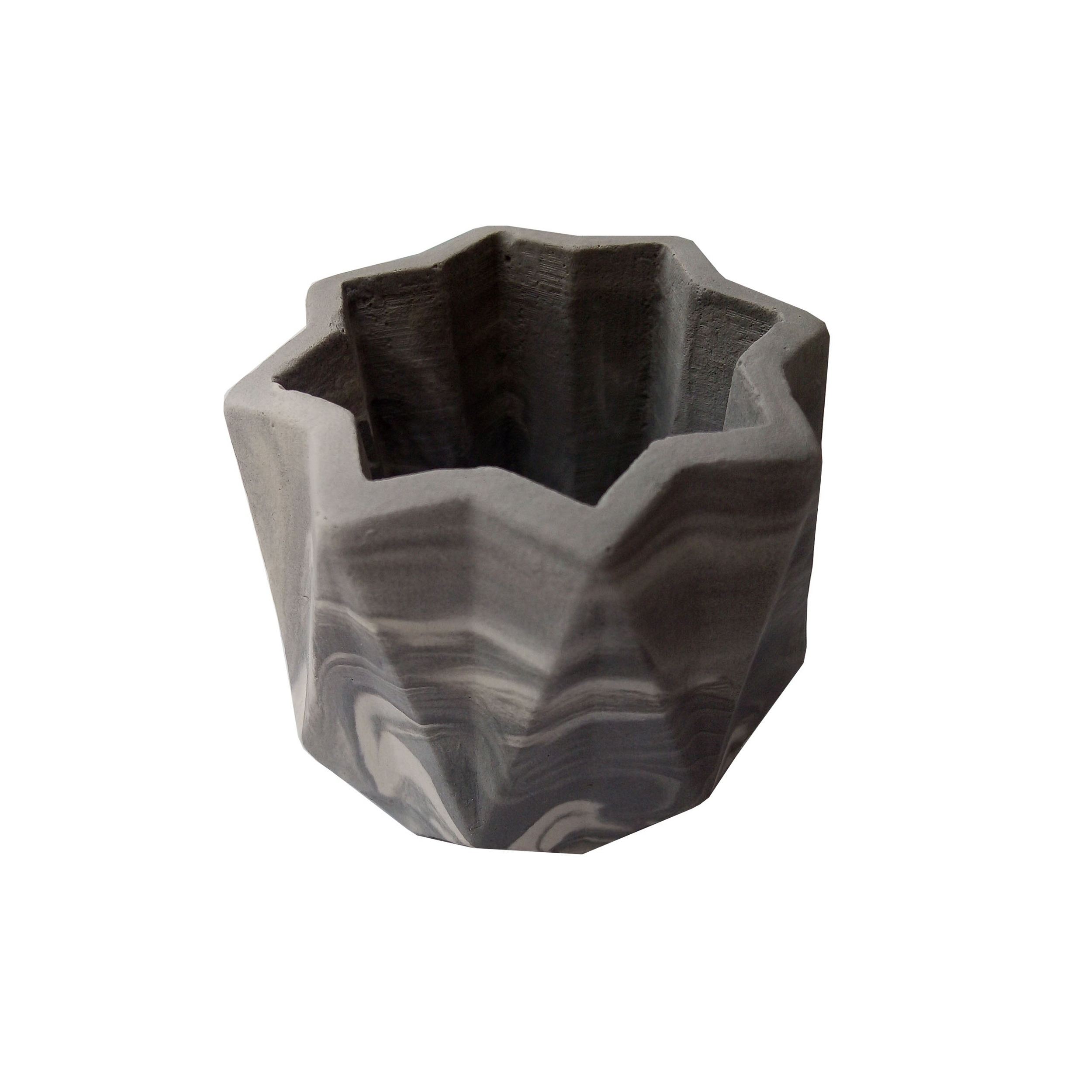 Mini vase en béton fait main gris mat