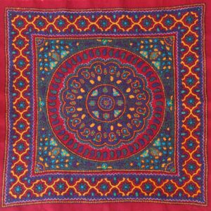 Élégance de Pateh Kerman Nappe Artisanale Bazoobandi
