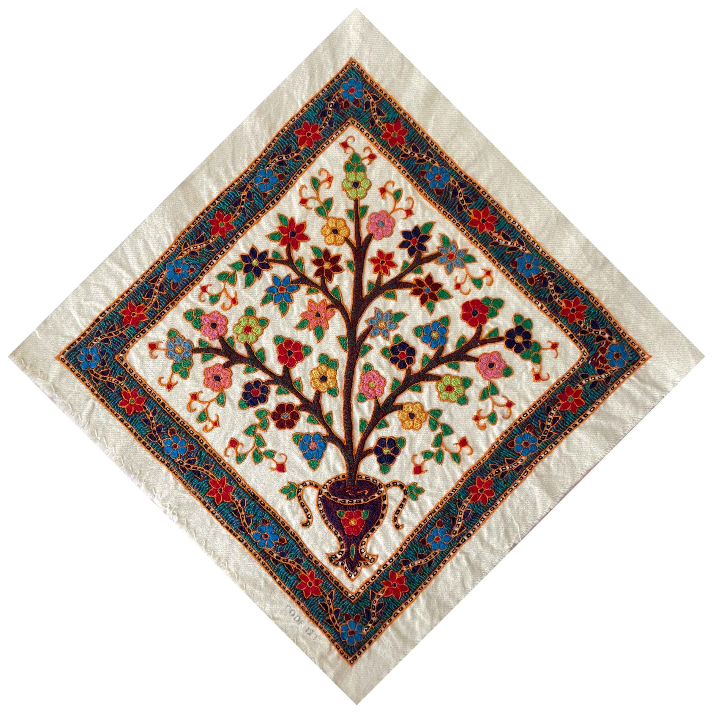 Élégance de Pateh Kerman Nappe Artisanale Arbre de Vie