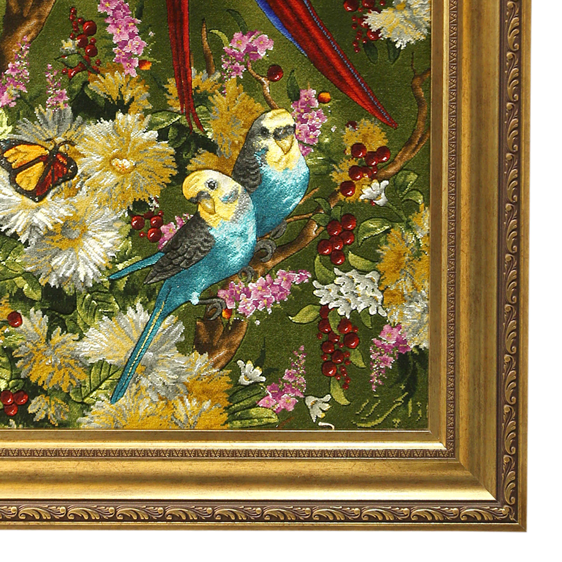 Tapis persan figuratif noué à la main de Tabriz représentant des perroquets