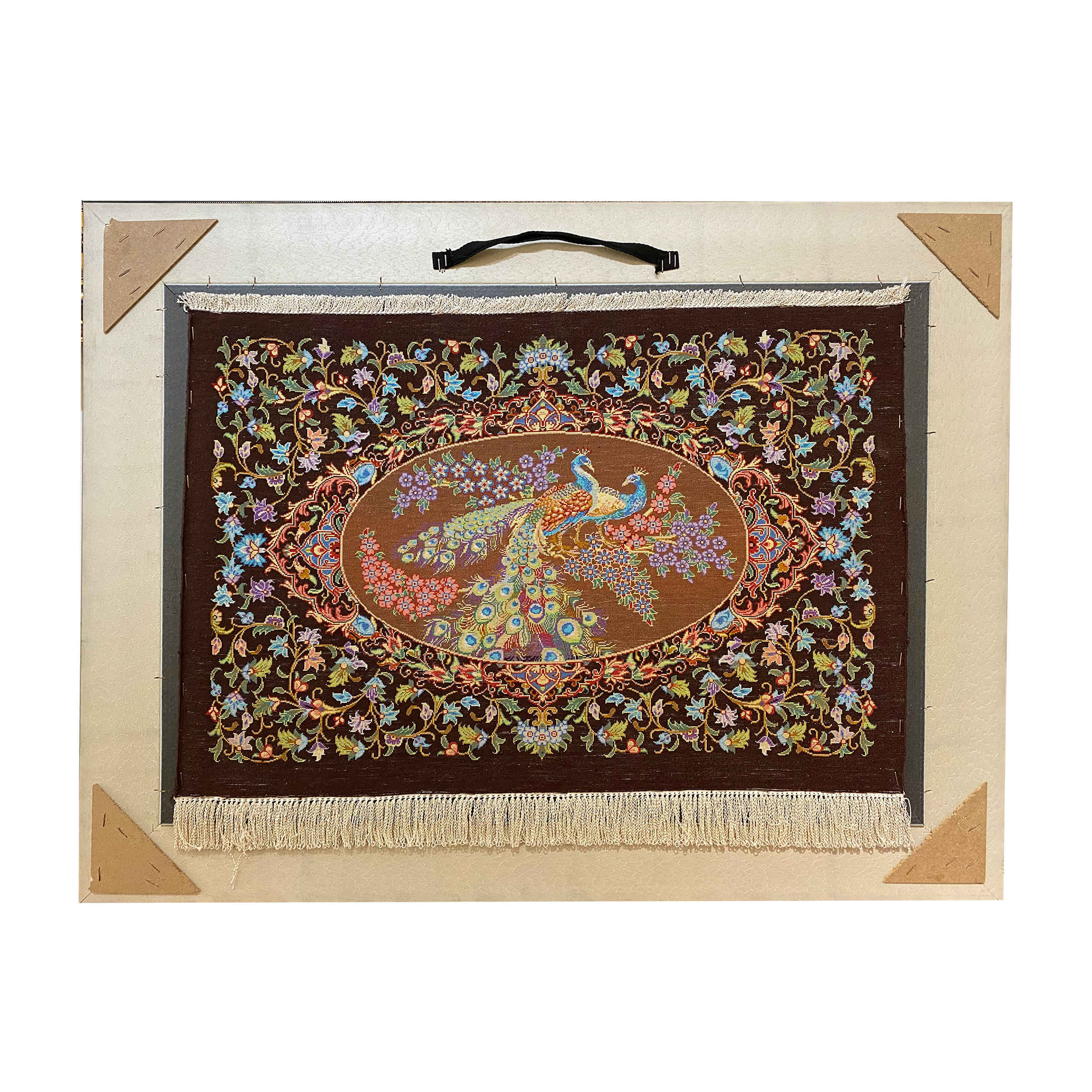 Tapis persan figuratif noué à la main de Qom représentant des paons
