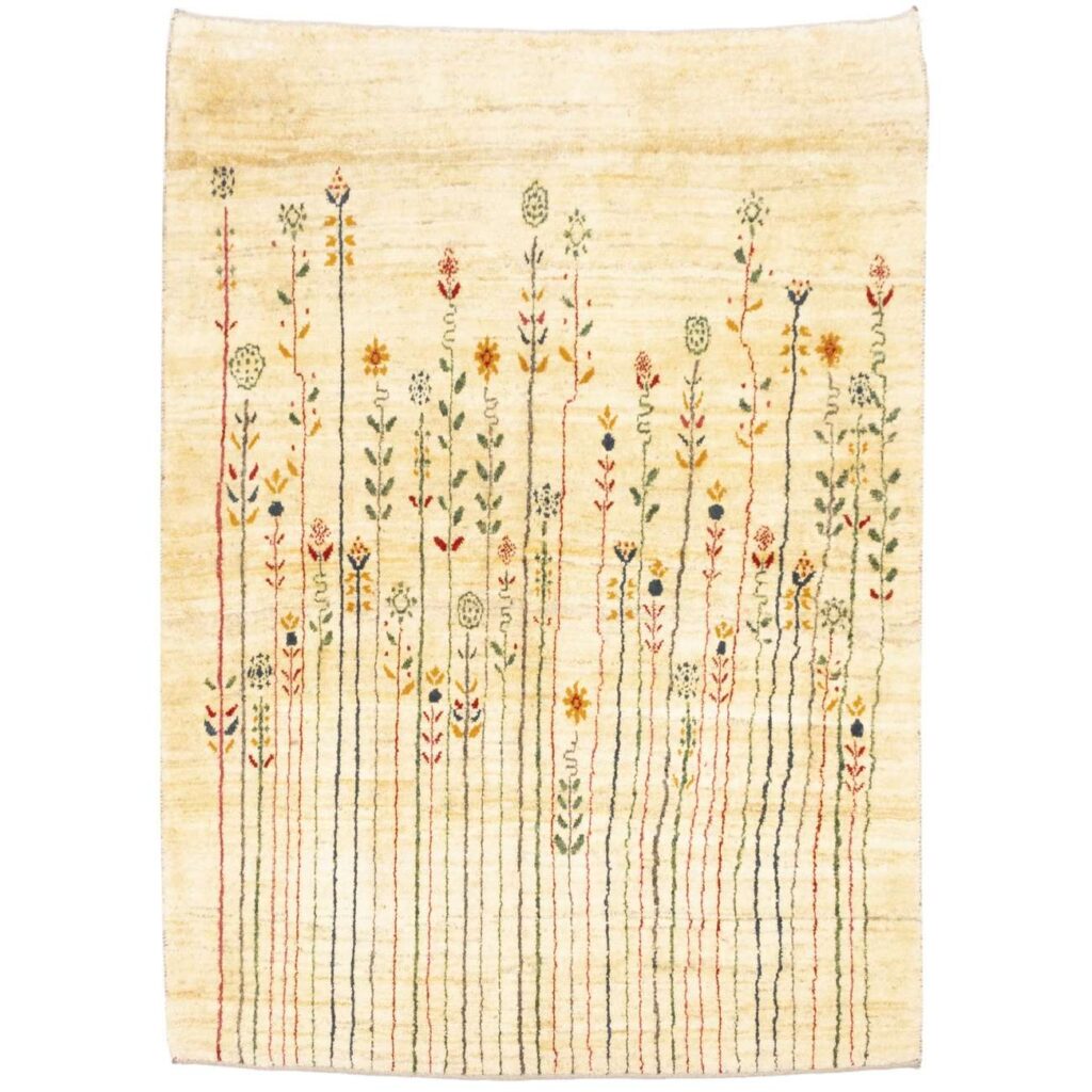 Tapis Gabbeh en laine persane tissé à la main en Fars floral crème