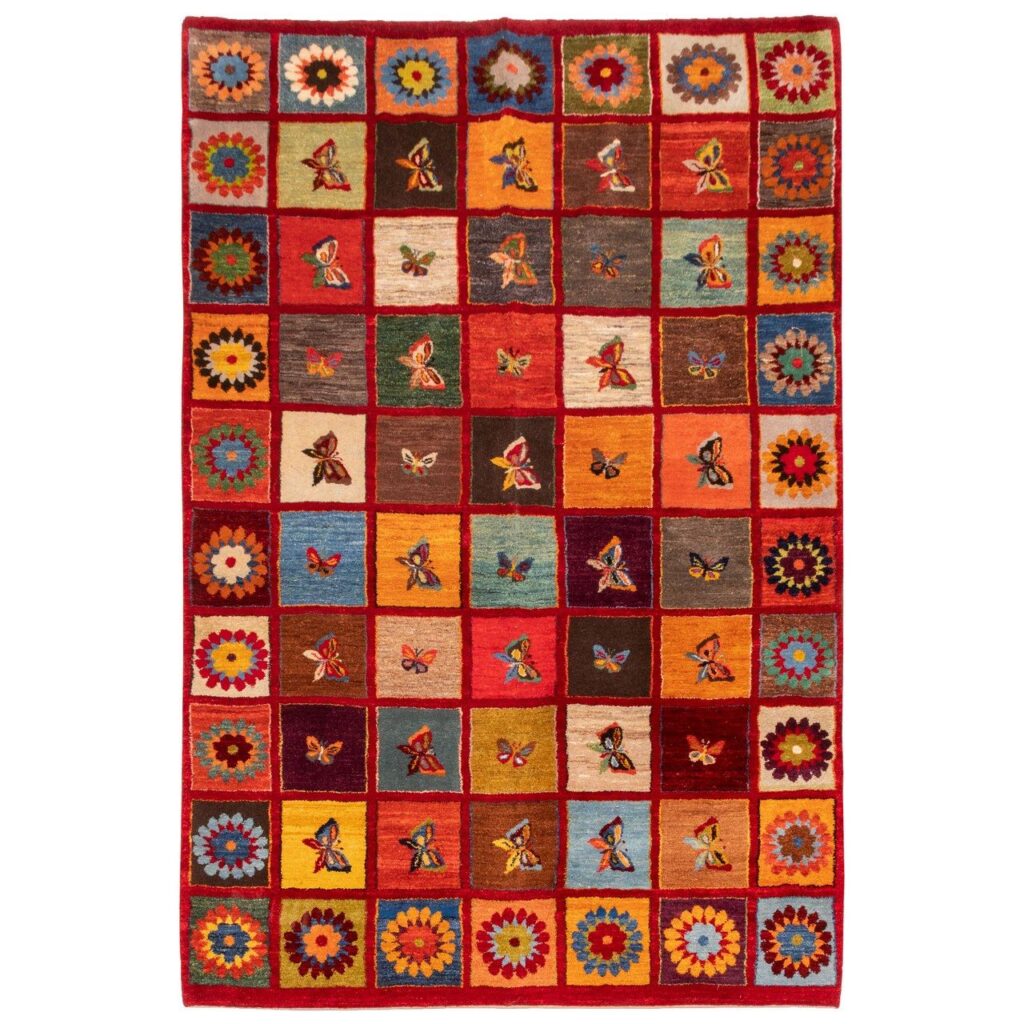 Tapis Gabbeh en laine persane tissé à la main en Fars papillon & fleurs