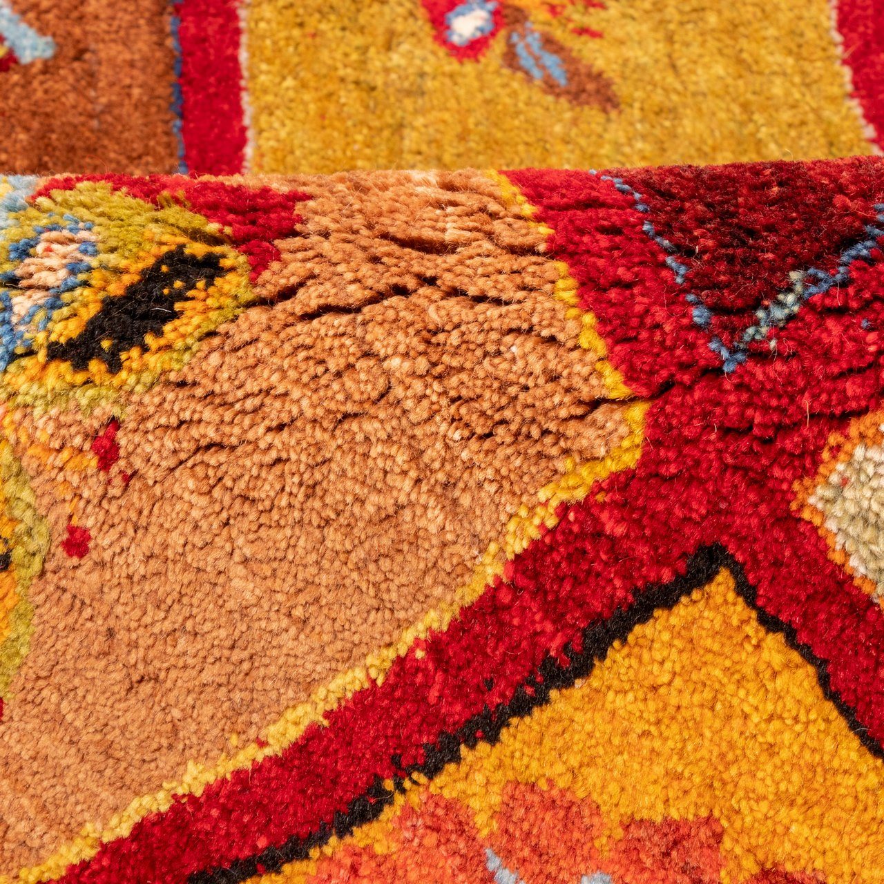 Tapis Gabbeh en laine persane tissé à la main en Fars papillon & fleurs