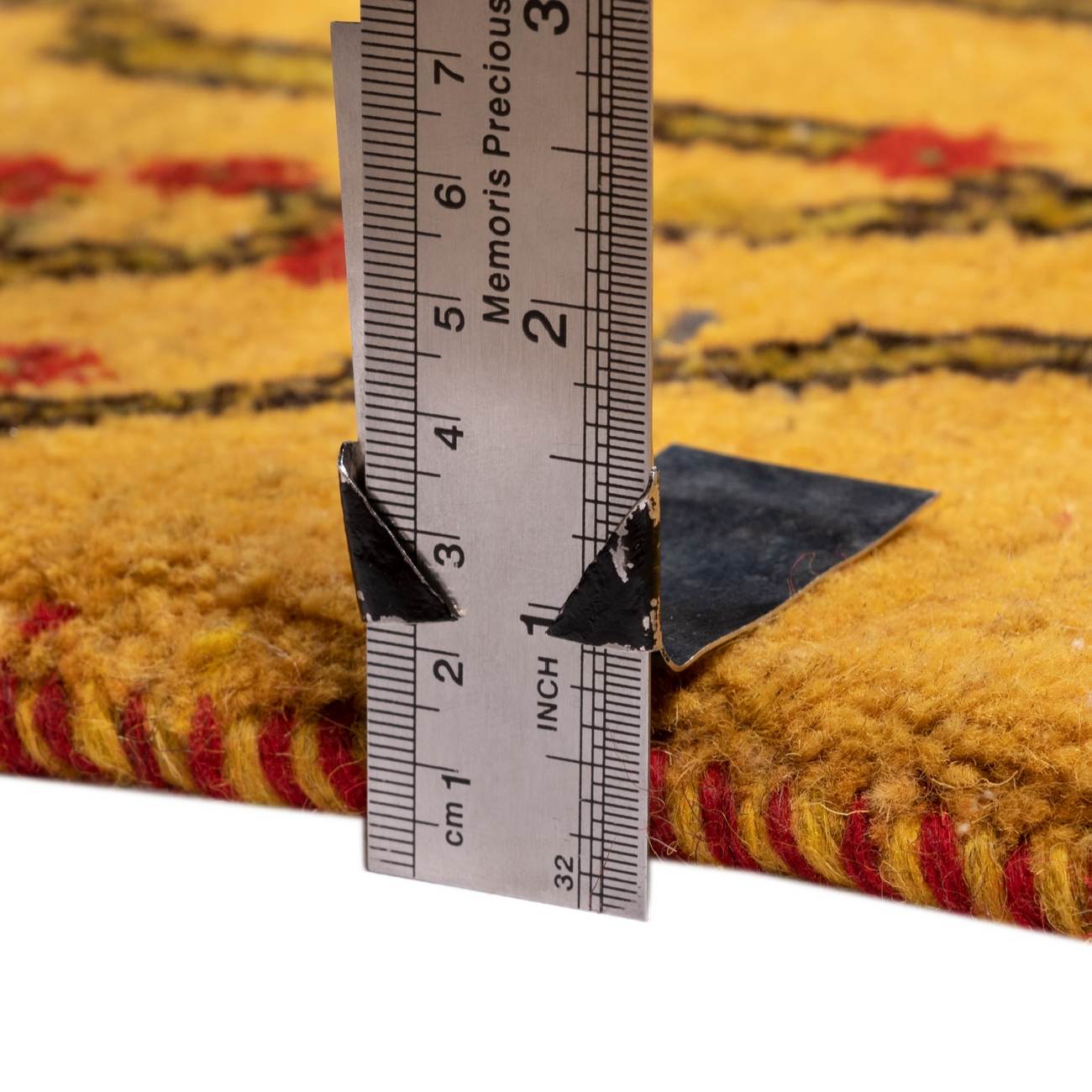 Tapis Gabbeh en laine persane tissé à la main en Fars jaune