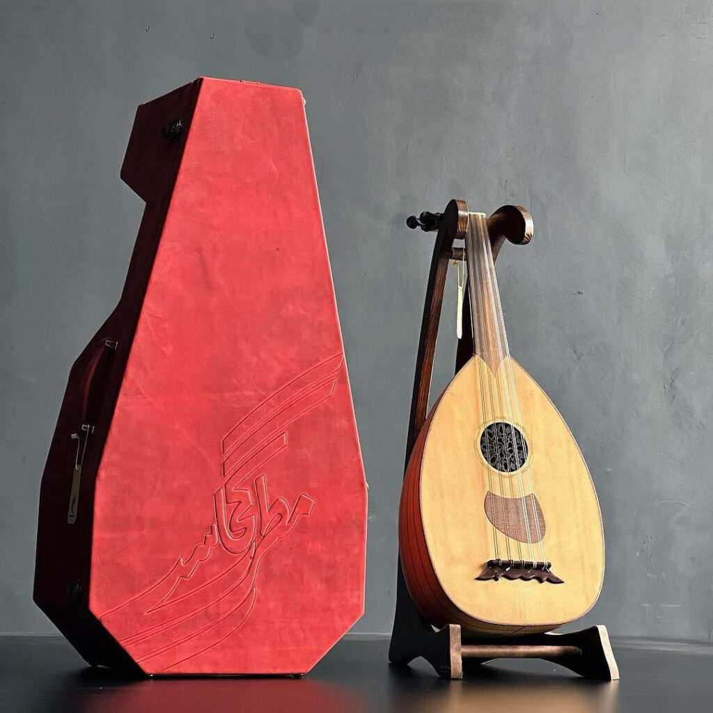 Étui Rigide Luxueux Fait Main avec Revêtement en Cuir Naturel pour Oud Persan