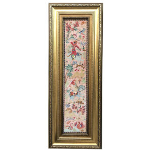 Tapis persan figuratif noué à la main de Qom représentant une scène de chasse