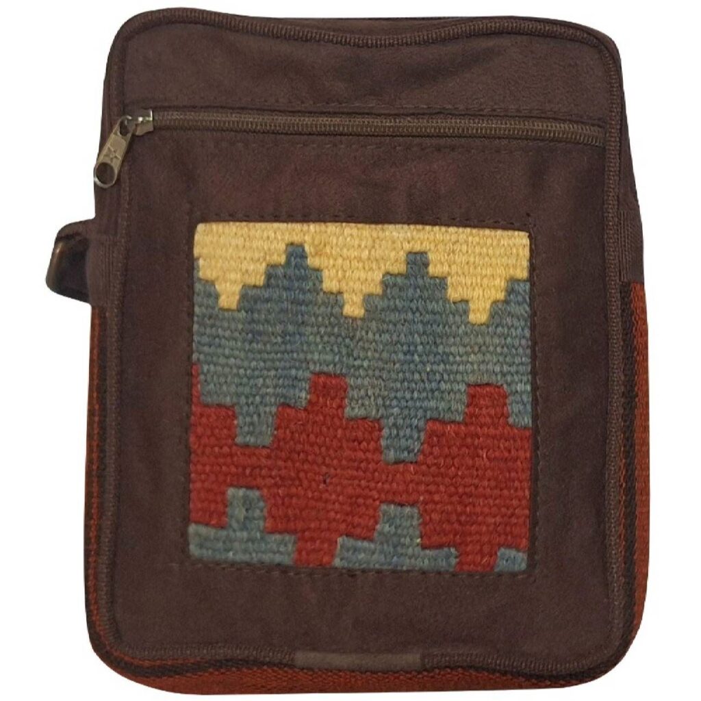 Sac bandoulière fait main avec design géométrique Kilim