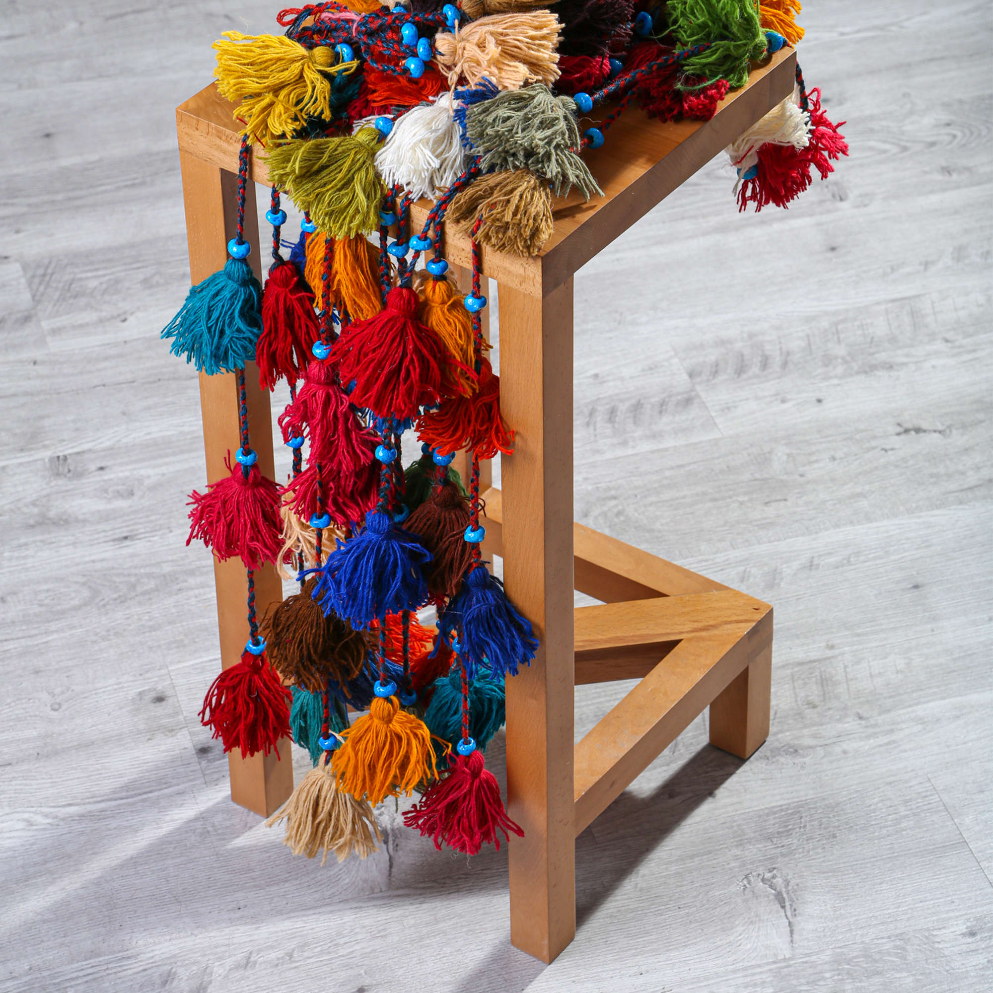 Tenture murale persane à pompons DIY – Shirdang traditionnel