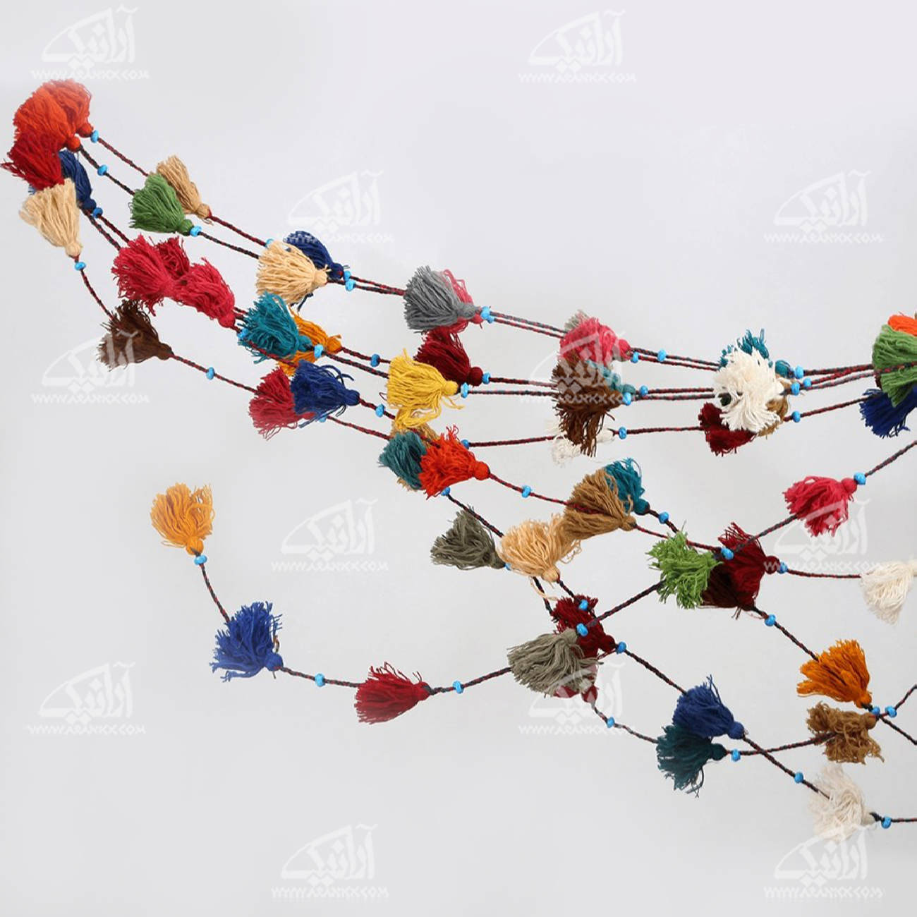 Tenture murale persane à pompons DIY – Style tribal traditionnel