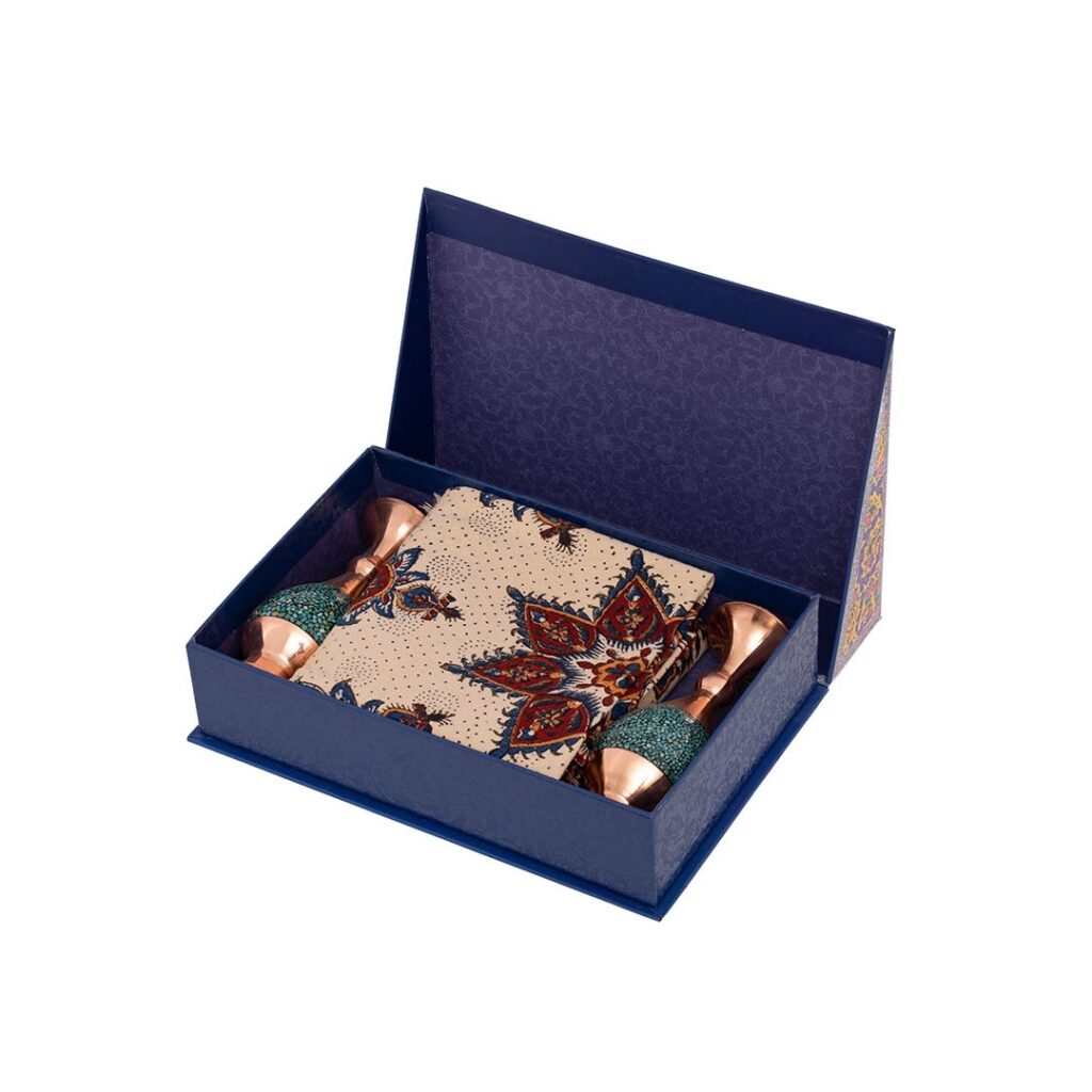 Coffret Cadeau – Vase en Turquoise & Nappe Ghalamkar