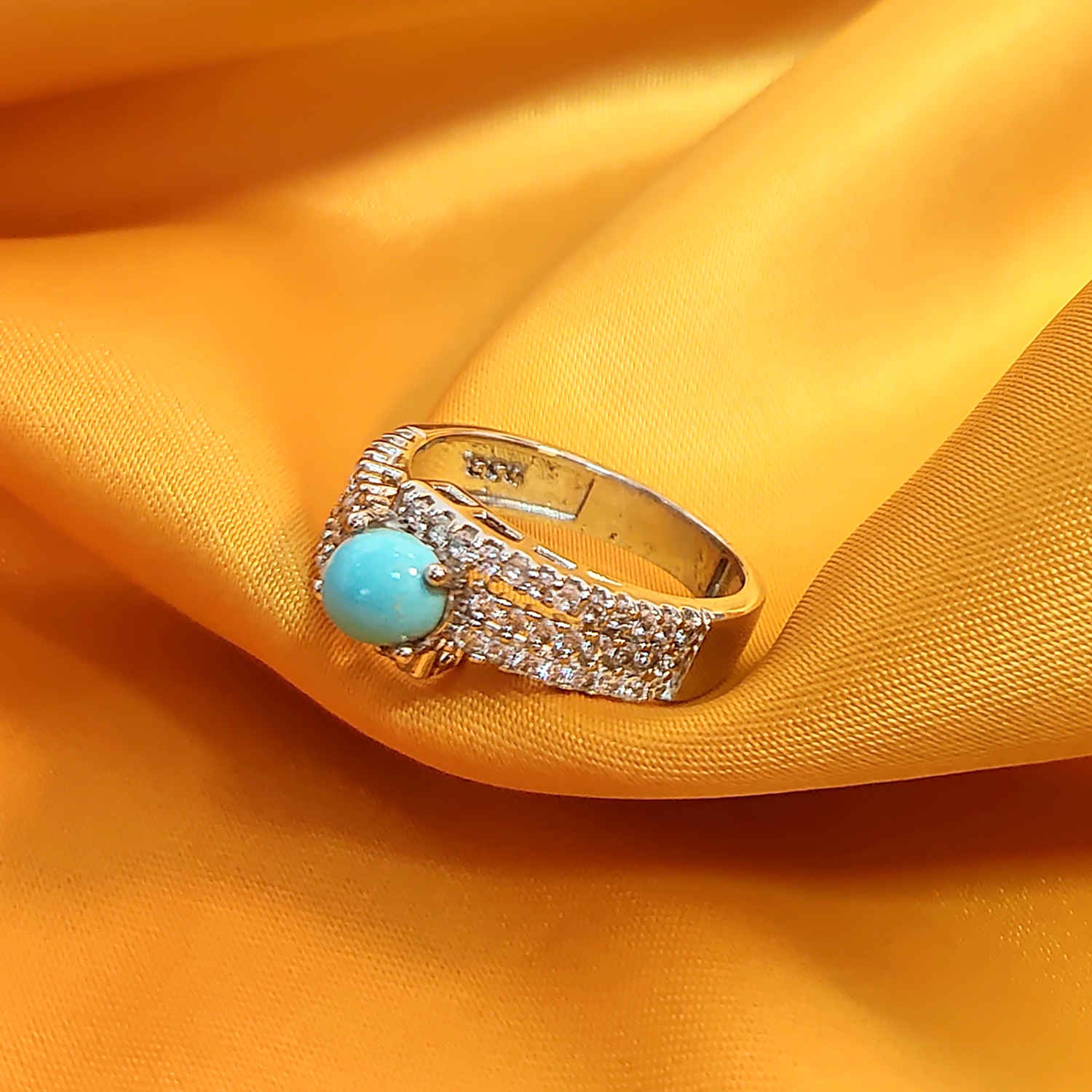 Bague en Argent Persan Faite Main pour Femme avec Turquoise de Neyshabur