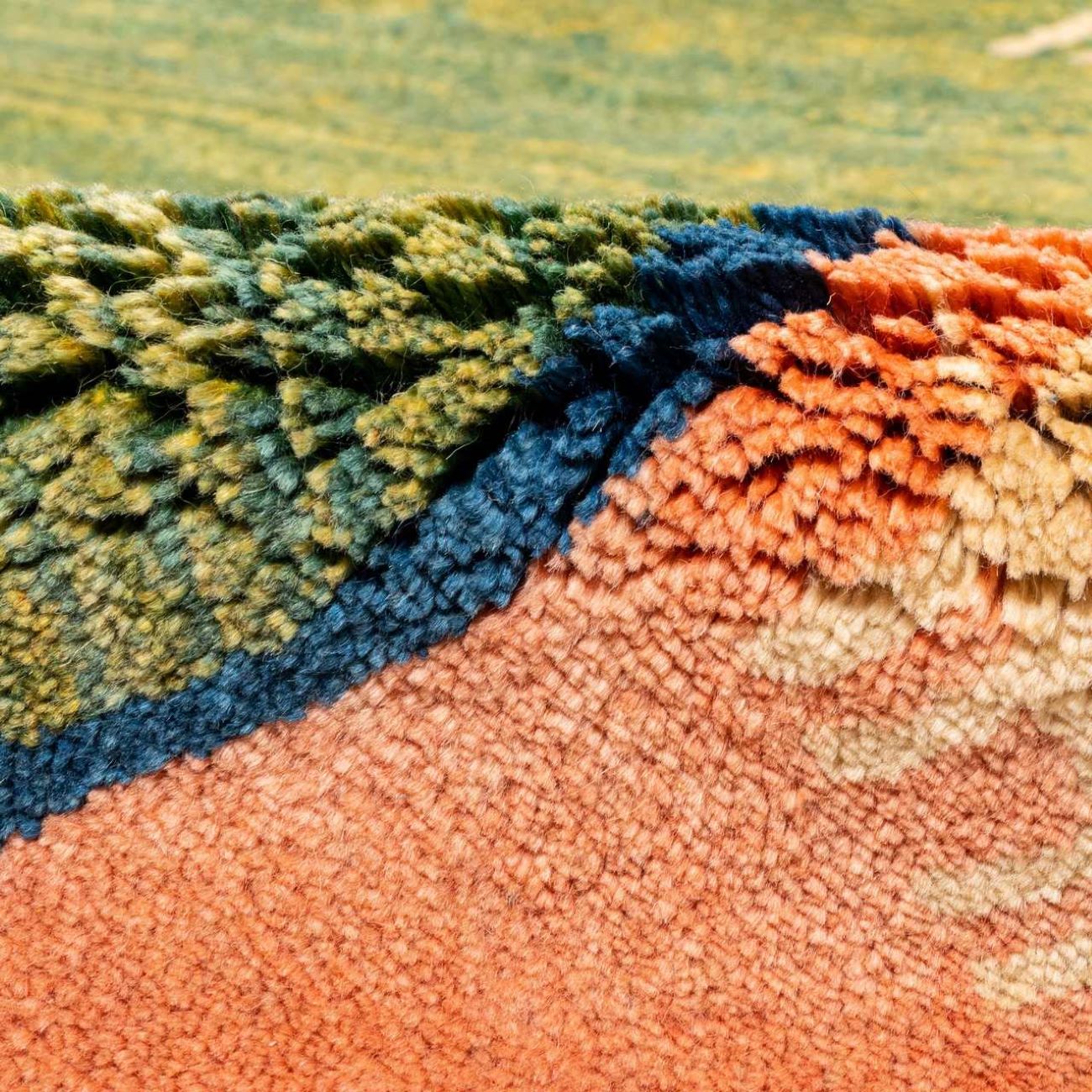 Tapis Gabbeh en laine persane véritablement tissé à la main en Fars géométrique