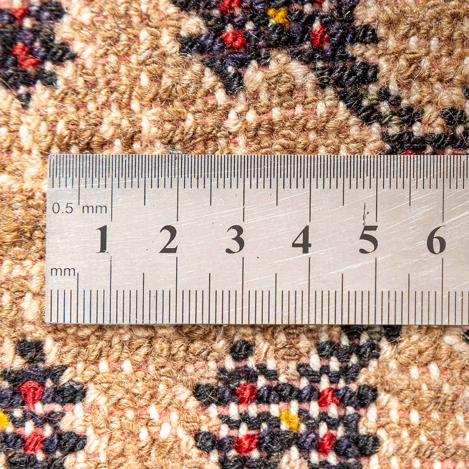 Tapis persan authentique en laine noué à la main à Kermanshah