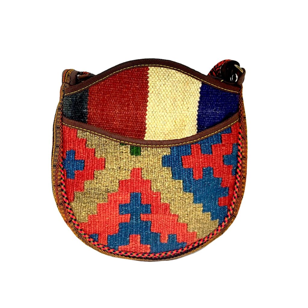 Sac bandoulière Kilim avec un design ethnique unique pour femmes