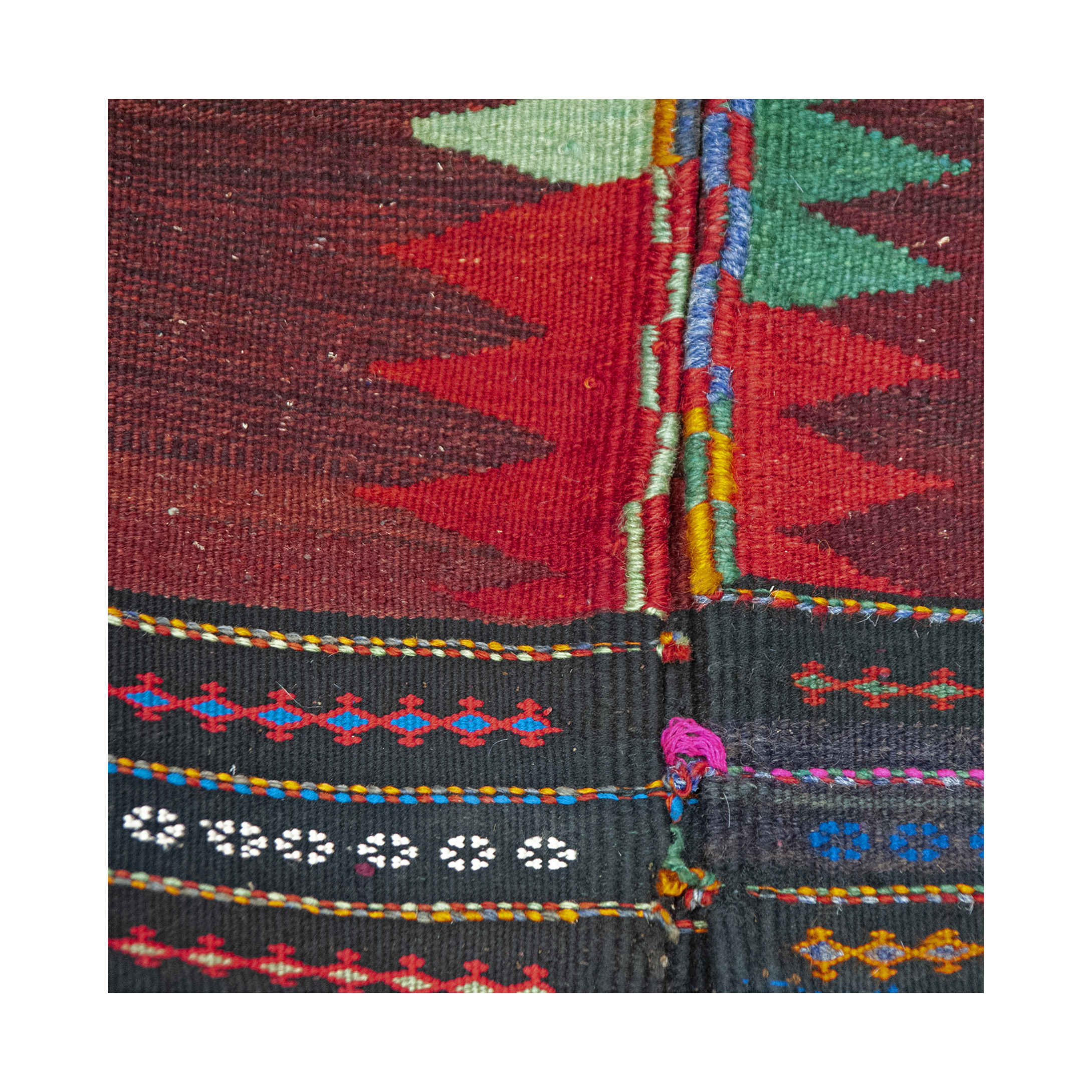 Tapis Kilim en coton persane véritablement tissé à la main à Kerman cramoisi