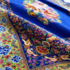 Tapis persan authentique en soie noué à la main à Ghom floral bleu