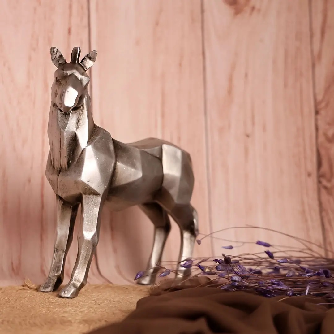 Ensemble de figurines géométriques de cerf cubisme noir 2 pièces – Accent décoratif