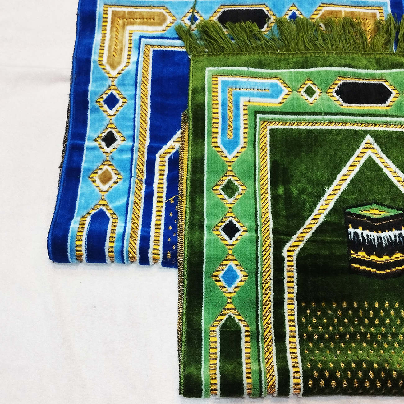 Tapis de prière islamique Sajadah rembourré en velours Kaaba bleu