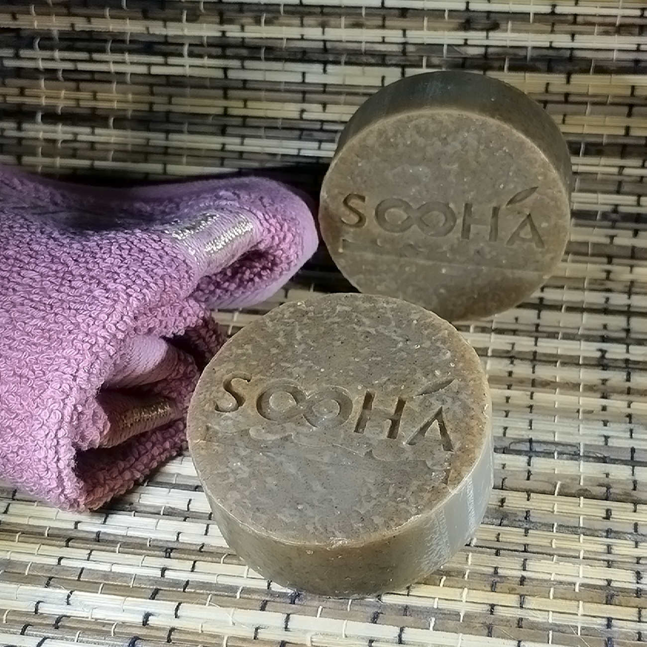 Savon persan au safran enrichi en vitamines pour le soin de la peau (x6)