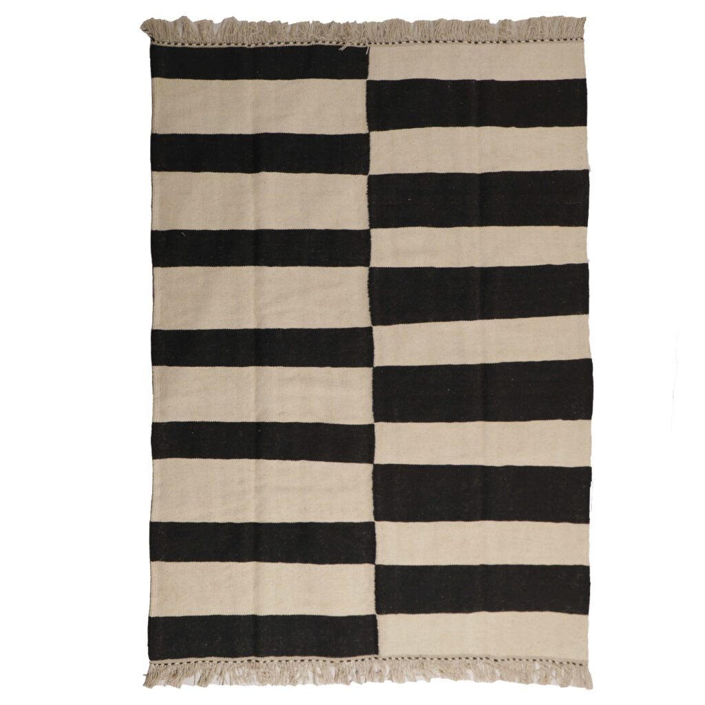 Tapis Kilim en laine persane artisanal tissé à la main en Isfahan rayé