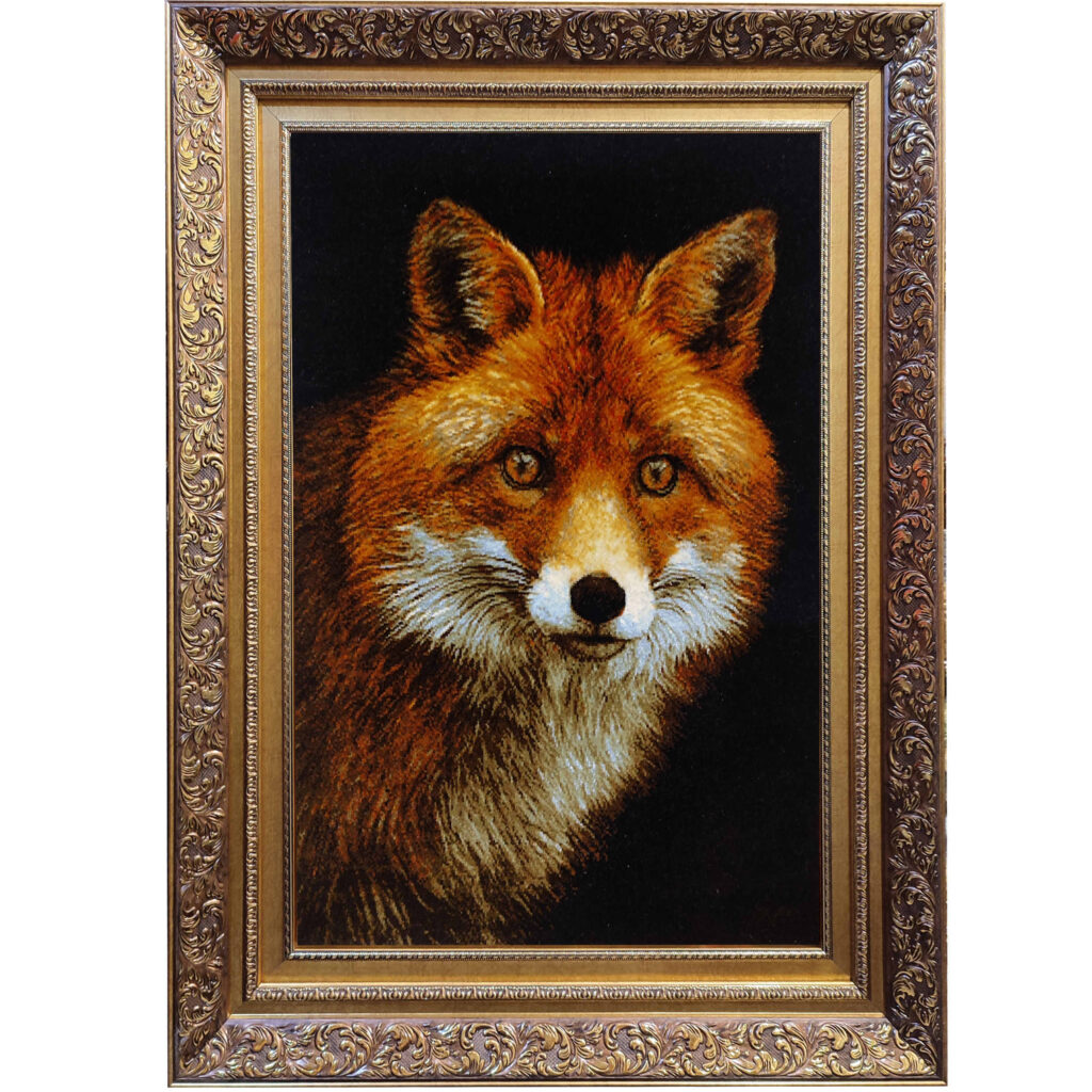 Tapis persan figuratif noué à la main de Tabriz représentant un renard roux