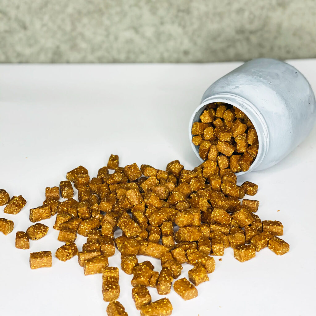 Substitut naturel – Cubes de figues noires séchées – 700 g