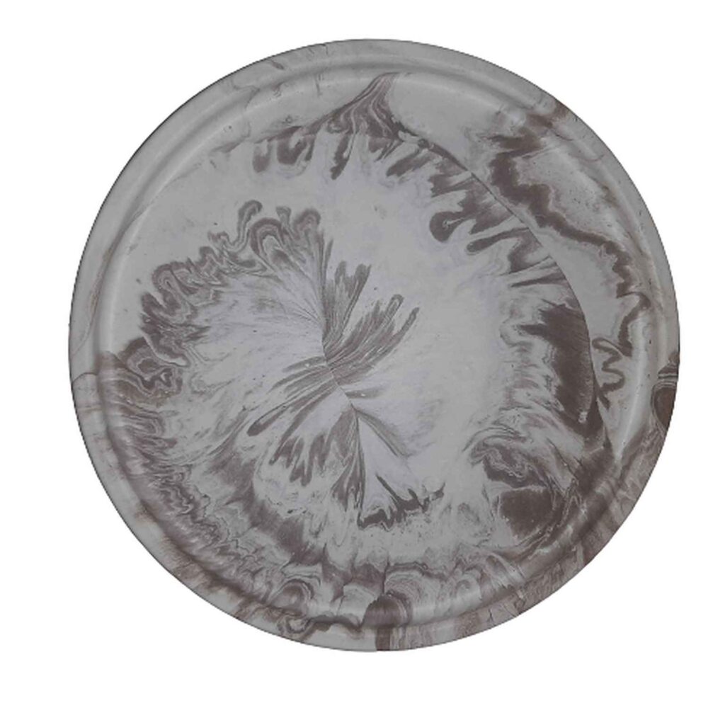 Plateau de service artistique en béton fabriqué à la main avec de la résine