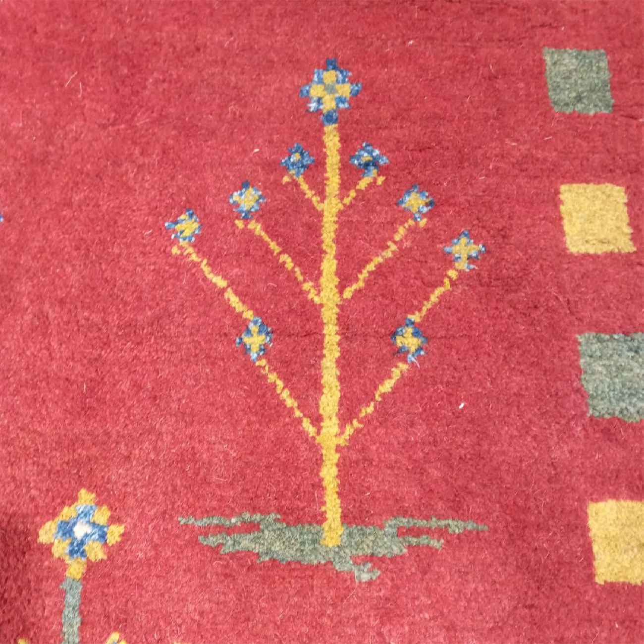 Tapis Gabbeh en laine persane authentique véritablement tissé à la main bordé