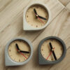 Horloge de bureau en béton fait main - Minimaliste ronde grise