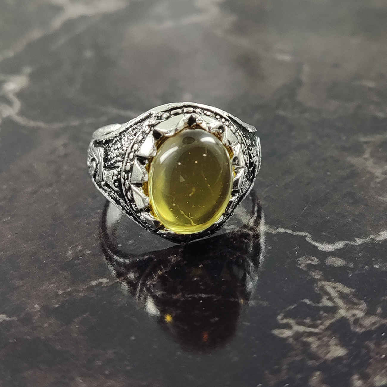 Bague en Citrine Jaune Persane en Argent pour Homme Élégance