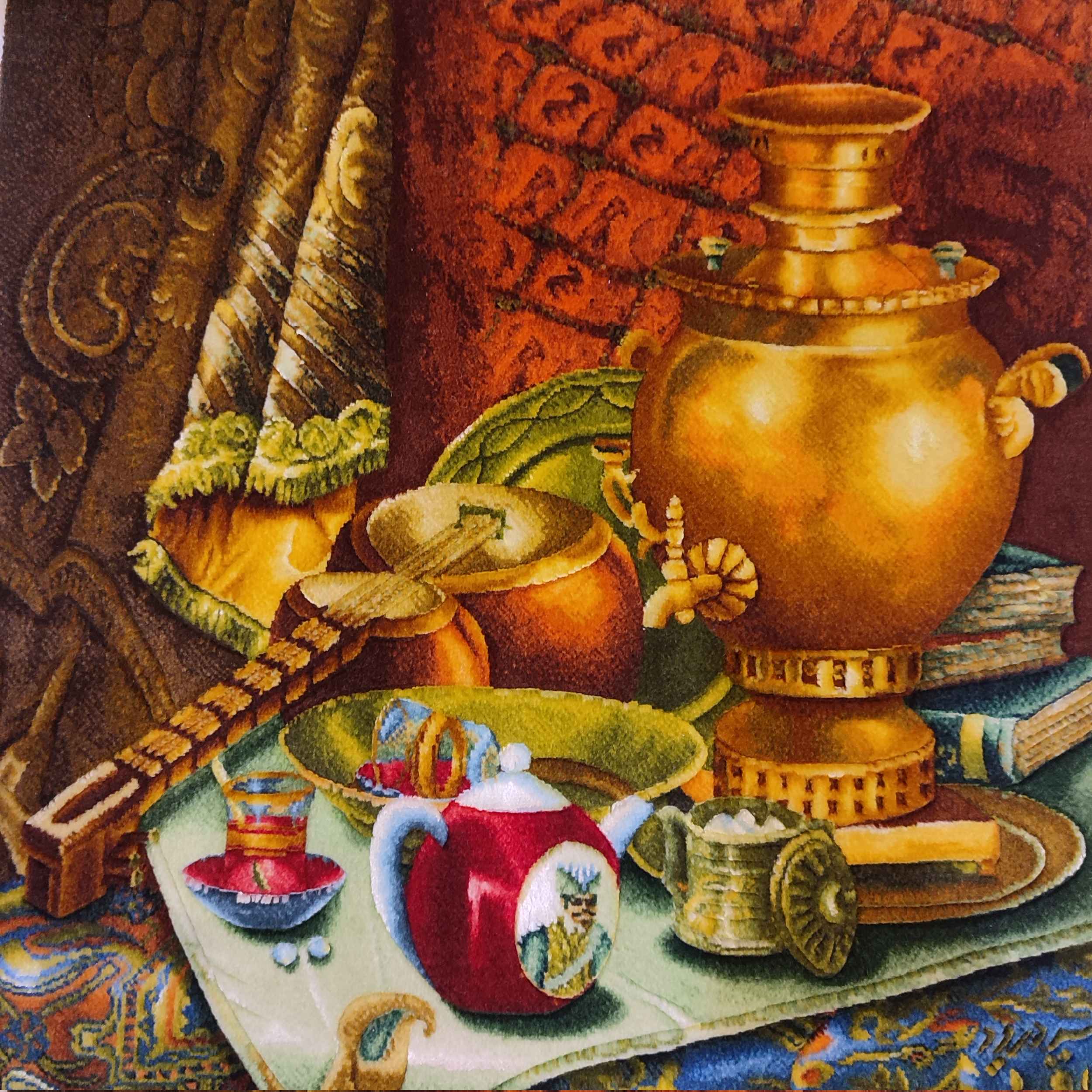 Tapis persan figuratif noué à la main de Tabriz représentant un samovar et du thé