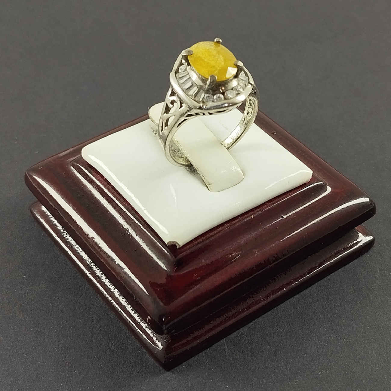 Bague en Citrine Jaune en Argent pour Femme Pareevash