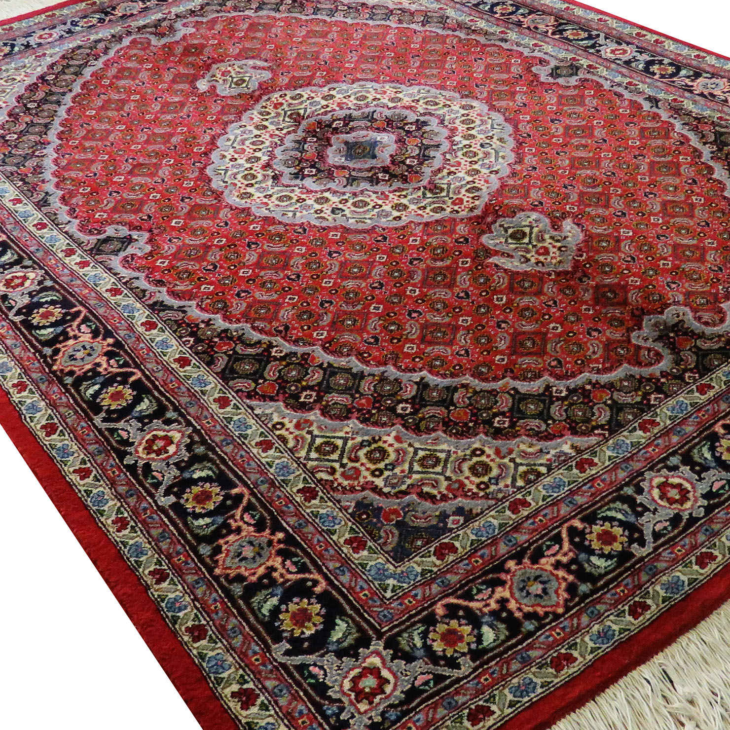 Tapis persan en laine authentique noué à la main à Khoy Riz Mahi