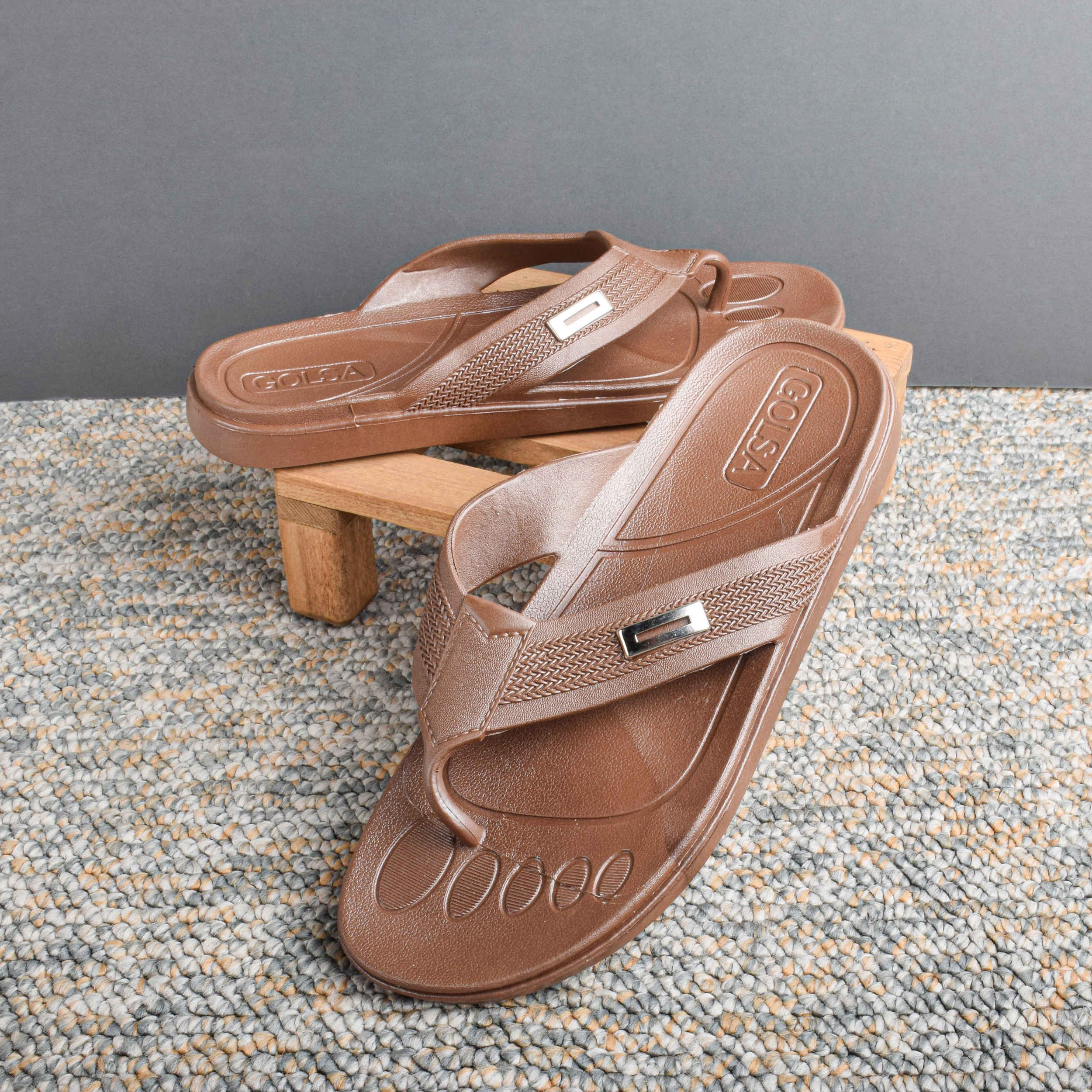 Tongs pour hommes pour la plage