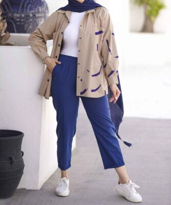Ensemble tunique manto persane et pantalon avec détail poche poitrine et style décontracté