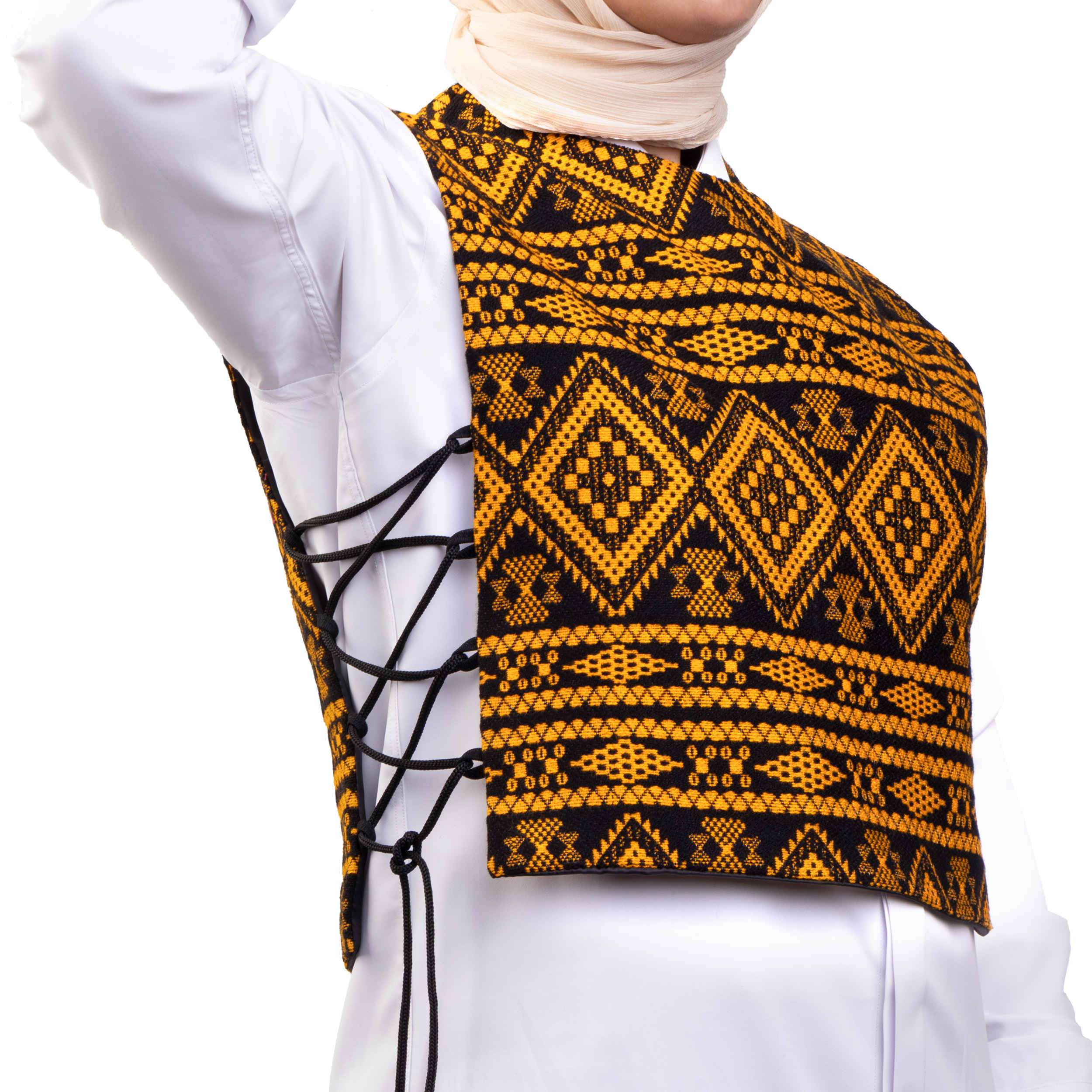 Gilet brodé pour femme inspiré du design persan
