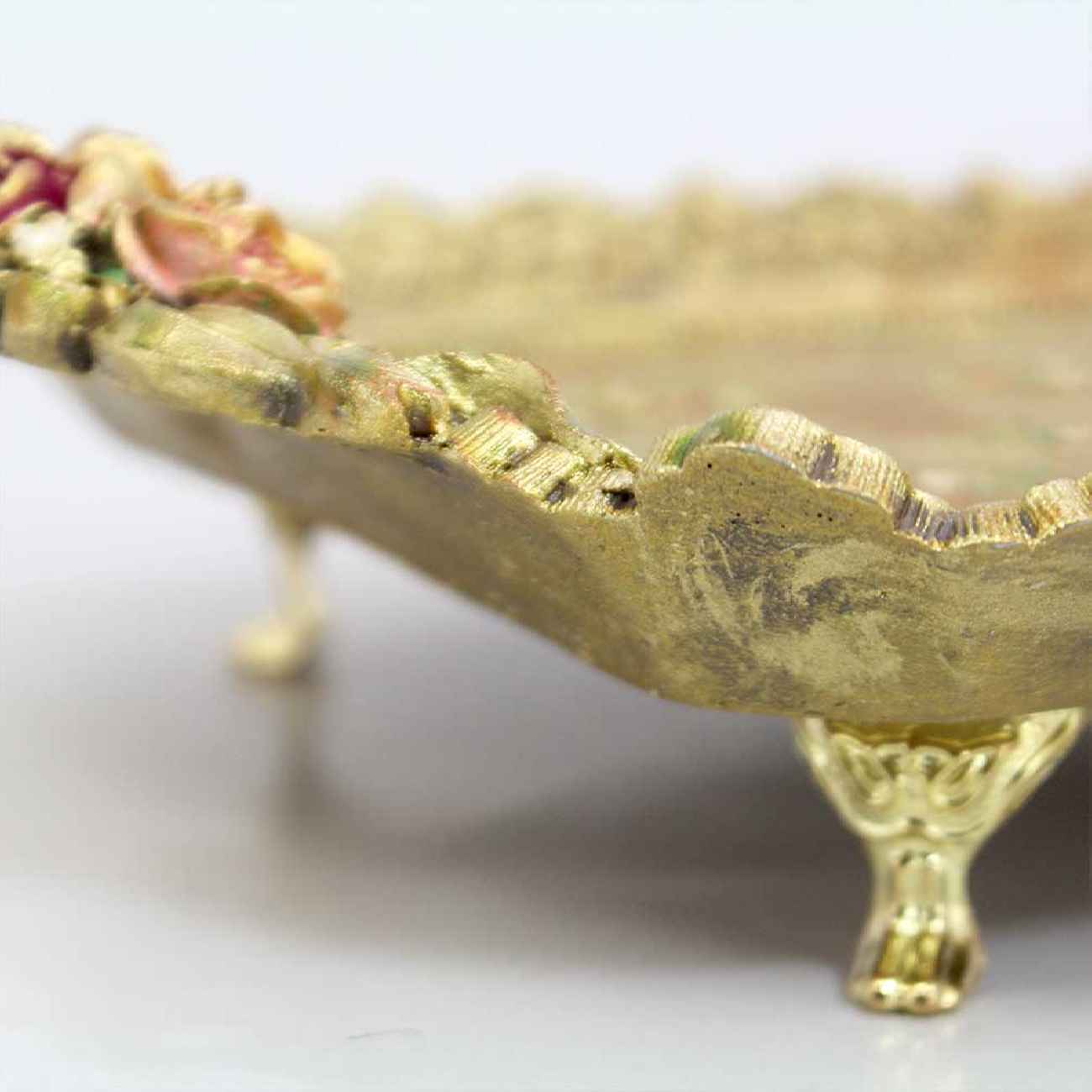 Plateau décoratif en polyester avec pieds, design floral traditionnel