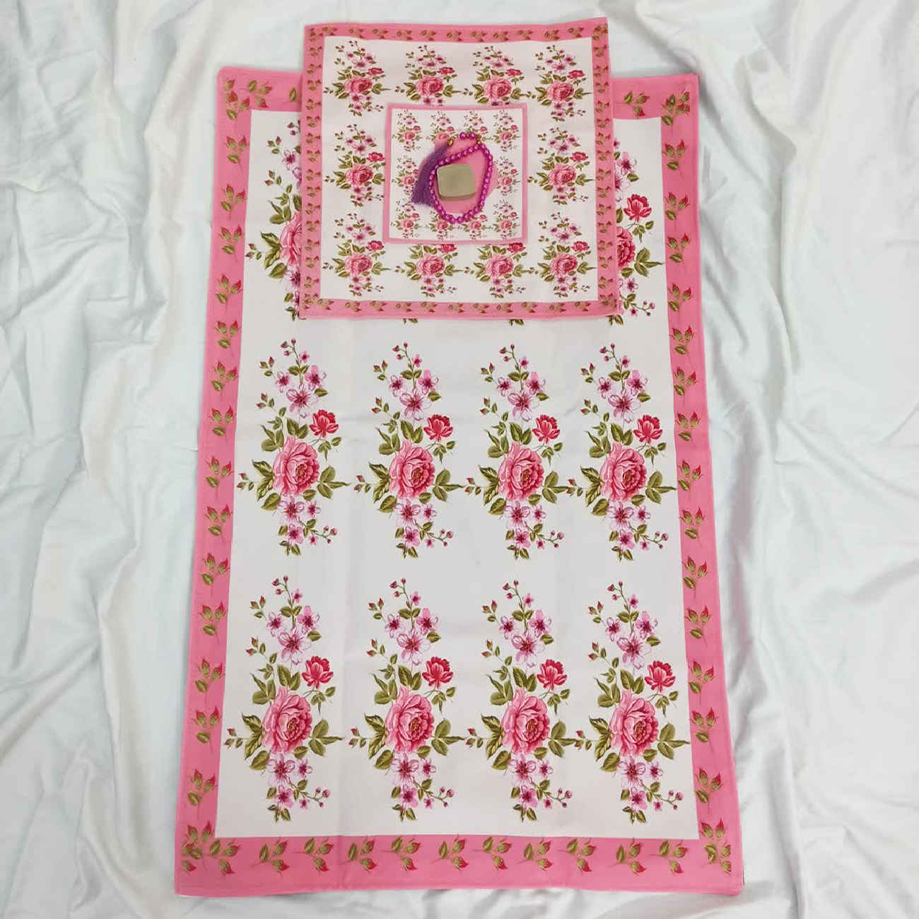 Tapis de Prière Islamique Fin en Velours Rose avec Motif Floral